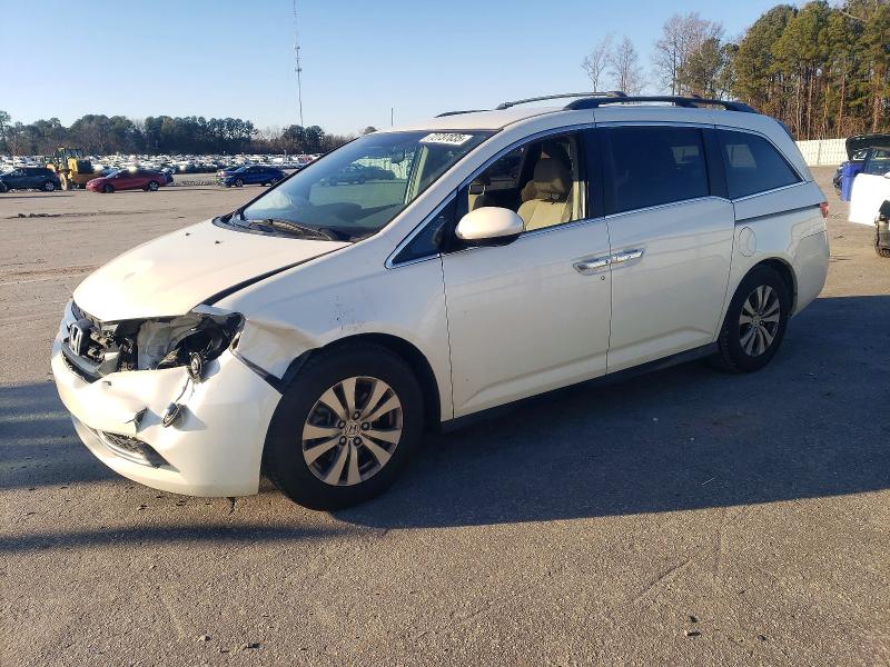 HONDA ODYSSEY SE 2016 with VIN 5FNRL5H37GB082511 - Photo from auction