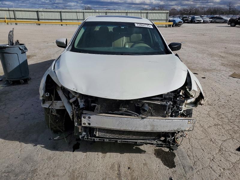 Photo 5 from auction – 2014 NISSAN ALTIMA with VIN 1N4AL3AP8EC175536
