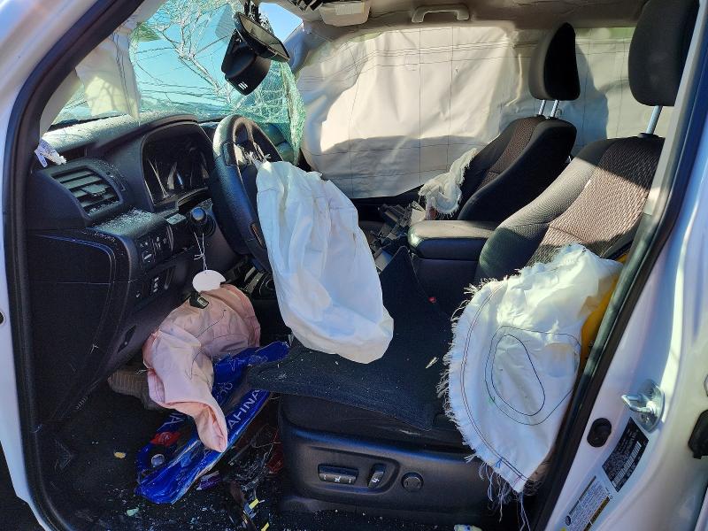 Photo 7 from auction – 2020 TOYOTA 4RUNNER SR with VIN JTEBU5JR3L5754004