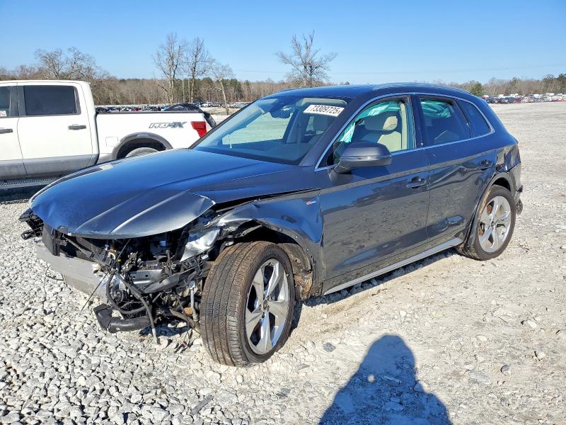 AUDI Q5 PREMIUM 2022 with VIN WA1EAAFY1N2095860 - Photo from auction