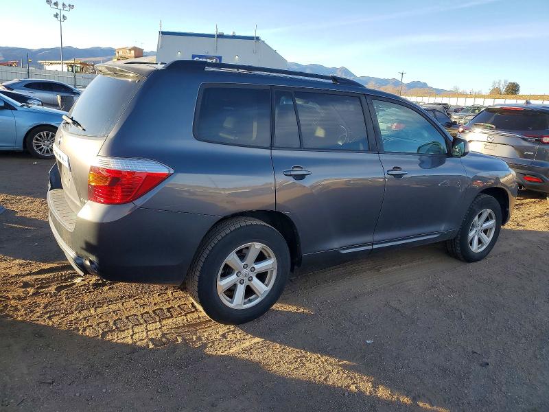 Photo 3 from auction – 2010 TOYOTA HIGHLANDER with VIN 5TDJK3EH0AS031827