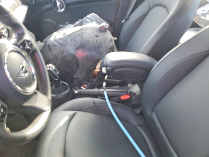 Photo 7 from auction – 2022 MINI COOPER with VIN WMW33DK06N2R90945