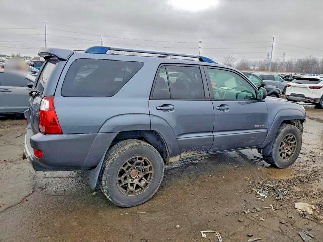 Photo 3 from auction – 2004 TOYOTA 4RUNNER SR with VIN JTEBU14R040033853