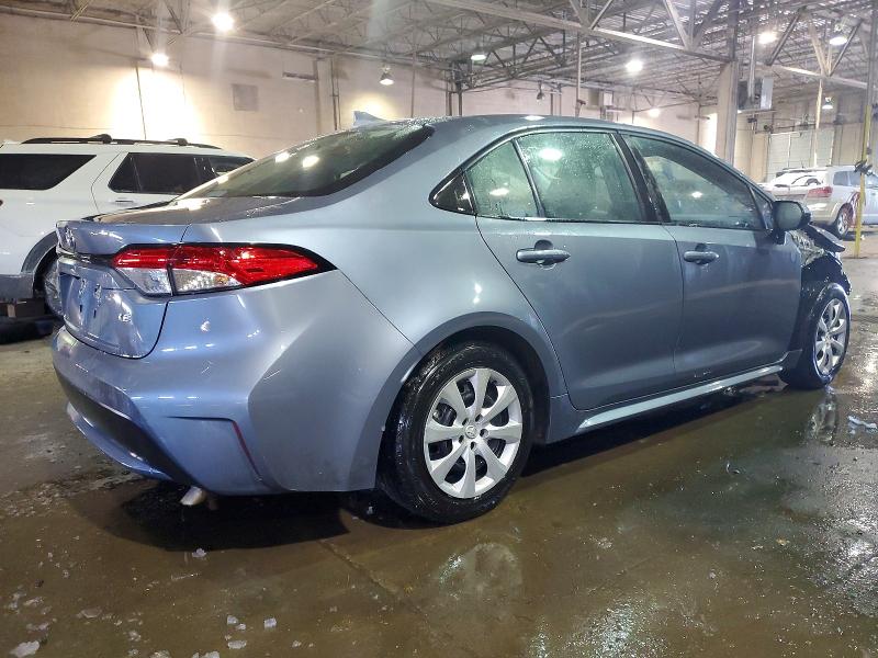 Photo 3 from auction – 2021 TOYOTA COROLLA LE with VIN 5YFEPMAE2MP232663
