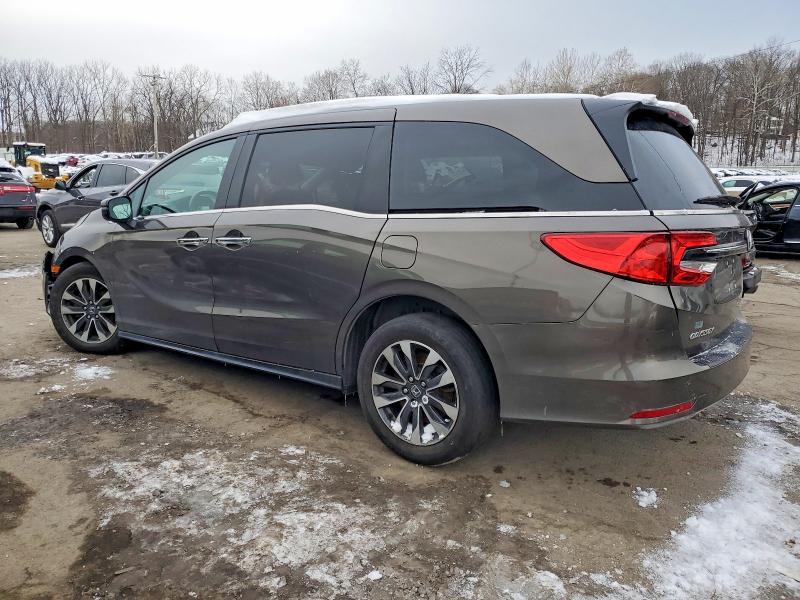 Photo 2 from auction – 2023 HONDA ODYSSEY with VIN 5FNRL6H68PB014380