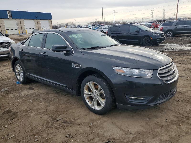 Photo 4 from auction – 2013 FORD TAURUS SEL with VIN 1FAHP2E80DG220752