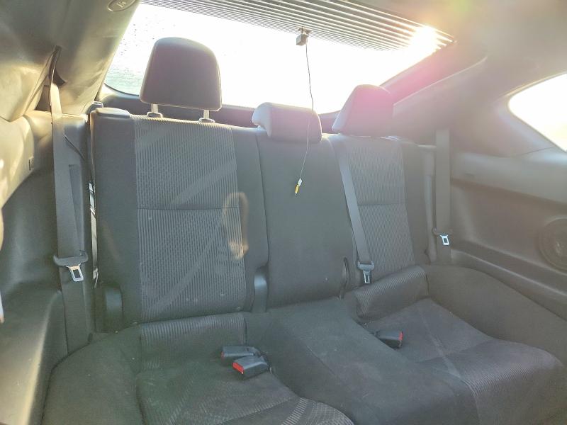 Photo 10 from auction – 2011 TOYOTA SCION TC with VIN JTKJF5C77B3000533