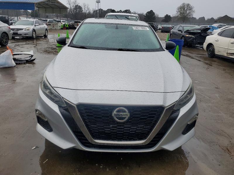Photo 5 from auction – 2019 NISSAN ALTIMA SR with VIN 1N4BL4CV4KC216665