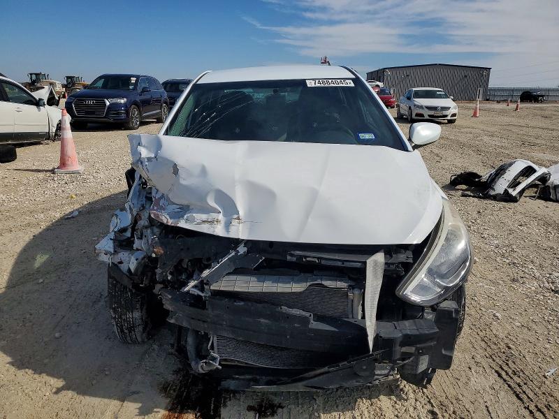 Photo 5 from auction – 2017 HYUNDAI ACCENT with VIN KMHCT4AE4HU201227