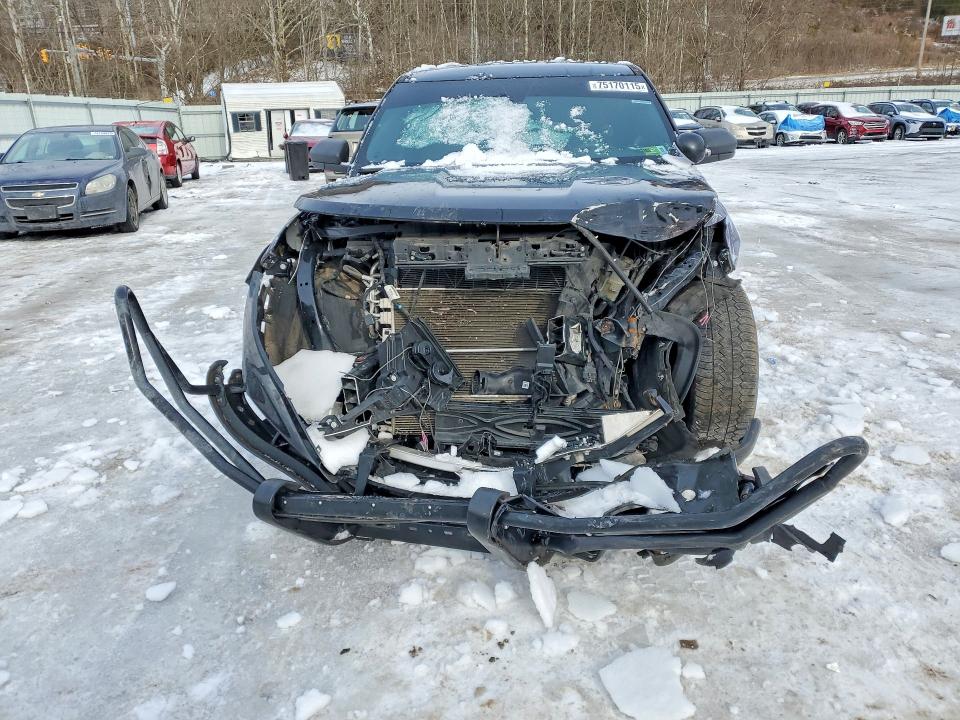 Photo 5 from auction – 2021 FORD EXPLORER with VIN 1FM5K8AB3MGB72059