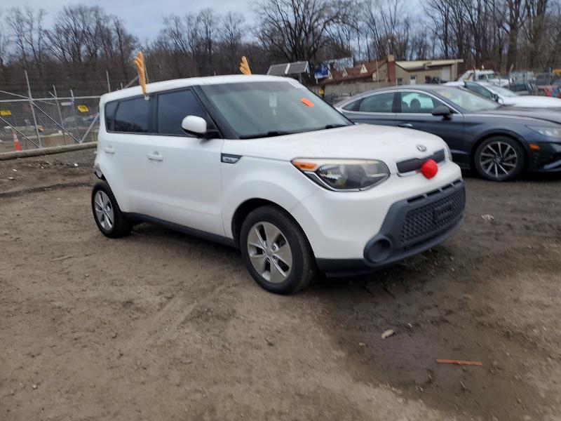 Photo 4 from auction – 2015 KIA SOUL with VIN KNDJN2A28F7165344