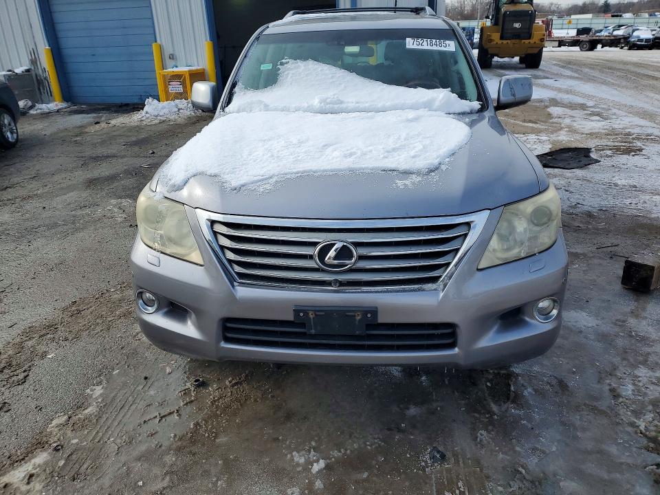 Photo 5 from auction – 2008 LEXUS LX 570 with VIN JTJHY00W084004583