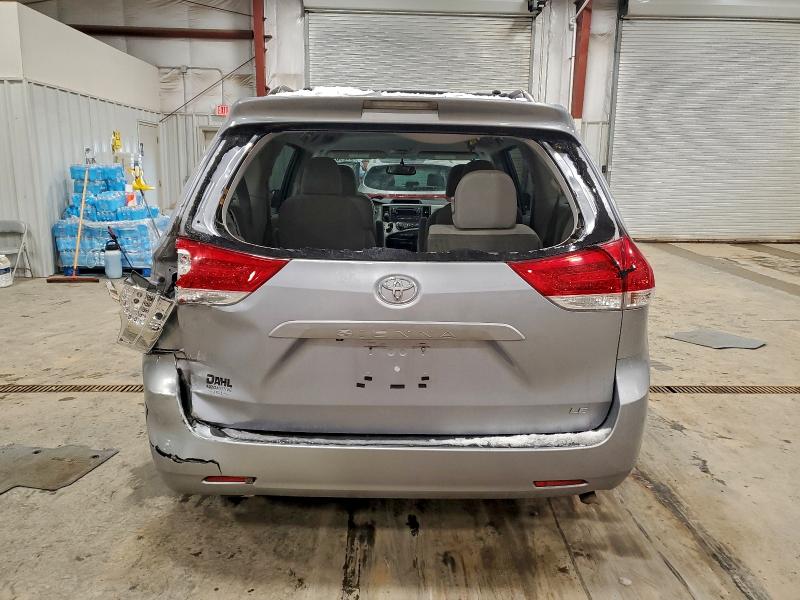 Photo 6 from auction – 2013 TOYOTA SIENNA LE with VIN 5TDKK3DC6DS393837