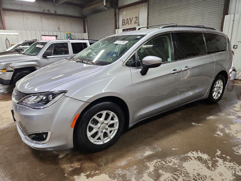 CHRYSLER PACIFICA T 2017 with VIN 2C4RC1BG3HR840659 - Photo from auction