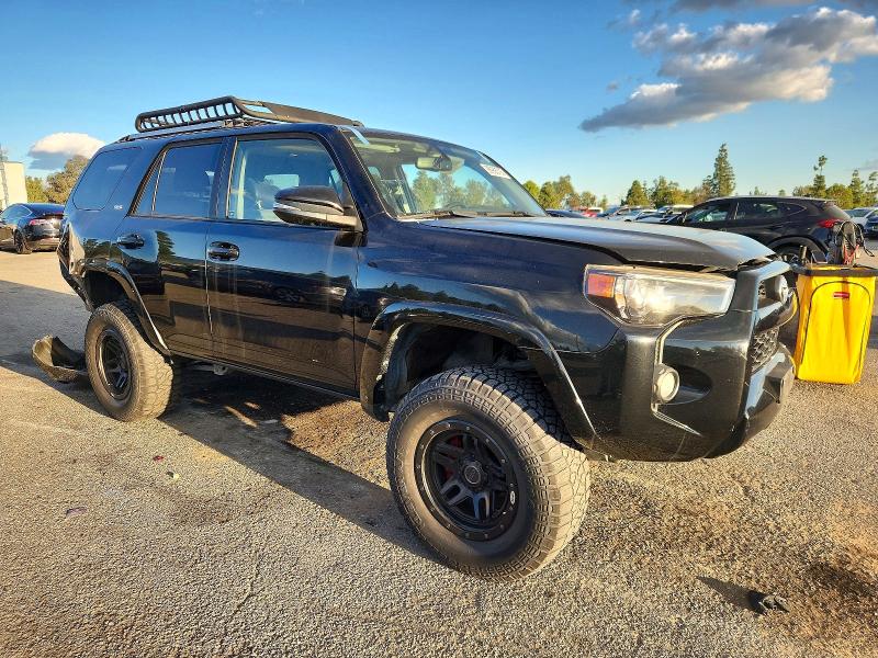 Photo 4 from auction – 2019 TOYOTA 4RUNNER SR with VIN JTEBU5JR3K5734656