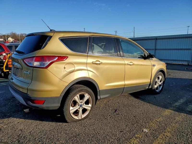 Photo 3 from auction – 2014 FORD ESCAPE SE with VIN 1FMCU0GX1EUD07113