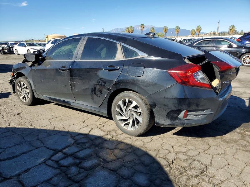 Photo 2 from auction – 2018 HONDA CIVIC EX with VIN 2HGFC2F73JH576049