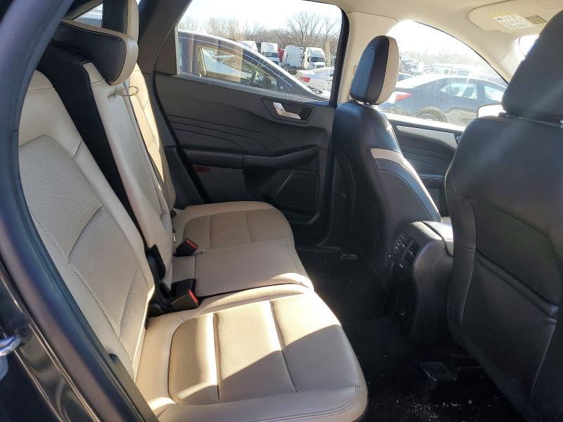 Photo 11 from auction – 2022 FORD ESCAPE with VIN 1FMCU9H94NUA73747