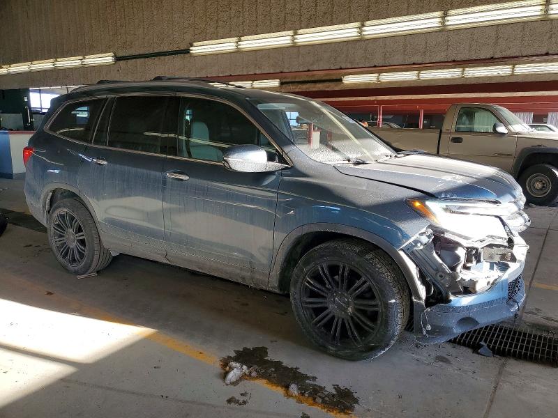 Photo 4 from auction – 2017 HONDA PILOT ELIT with VIN 5FNYF6H08HB092142