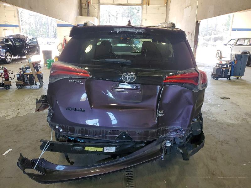 Photo 6 from auction – 2018 TOYOTA RAV4 SE with VIN 2T3JFREV6JW833939