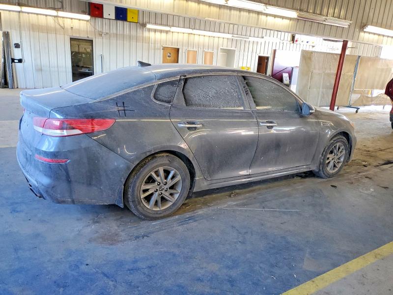 Photo 3 from auction – 2019 KIA OPTIMA with VIN 5XXGT4L35KG377959