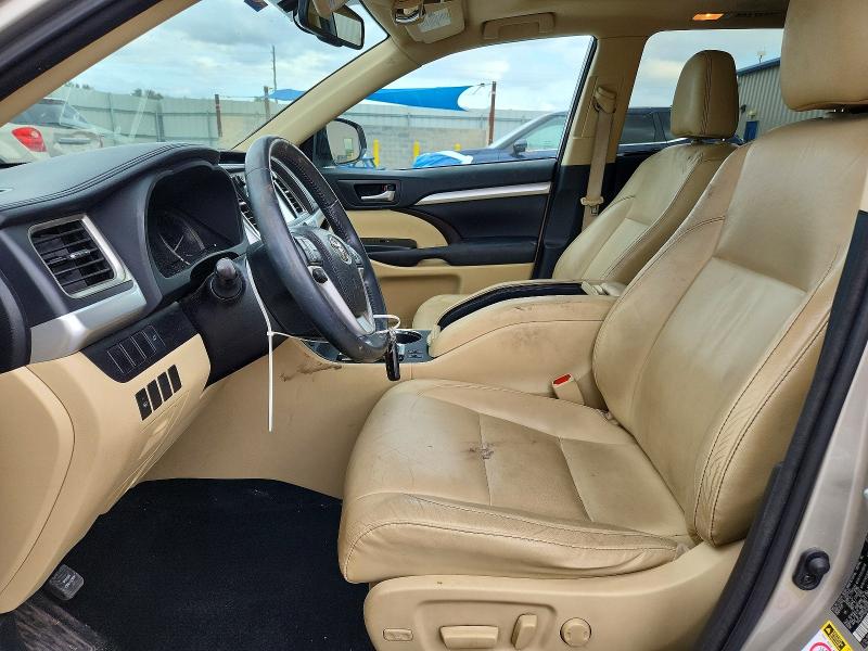 Photo 7 from auction – 2016 TOYOTA HIGHLANDER with VIN 5TDJKRFH9GS501346