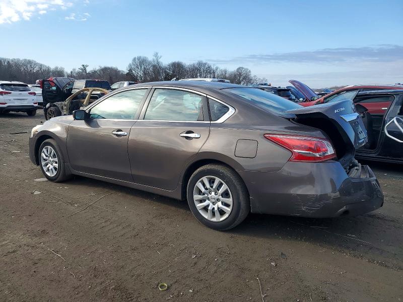 Photo 2 from auction – 2013 NISSAN ALTIMA 2.5 with VIN 1N4AL3AP1DC152968