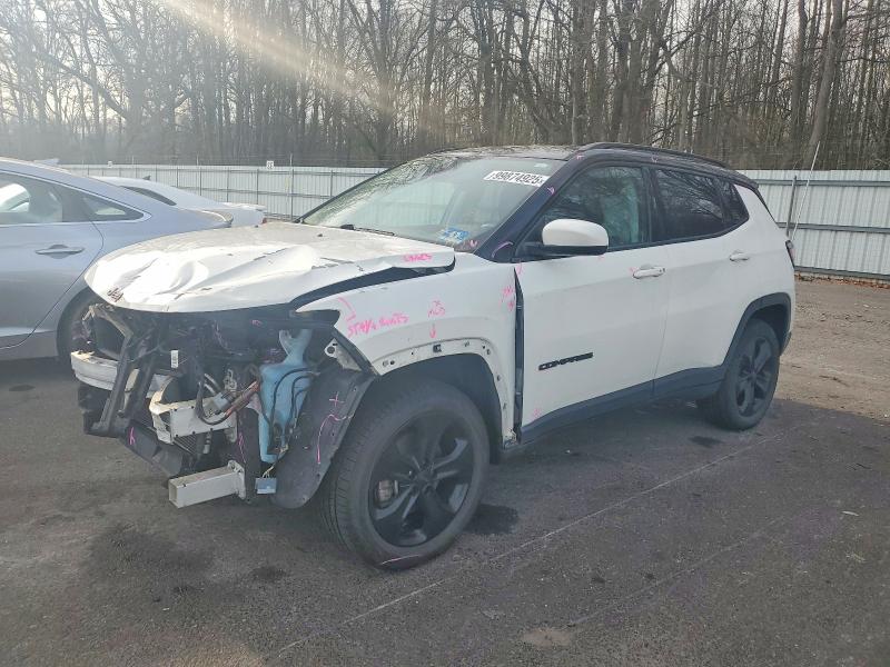 JEEP COMPASS LA 2018 с VIN 3C4NJDBB3JT301567 - Фото с аукциона