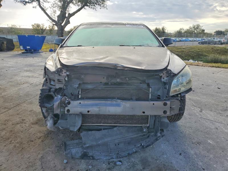 Photo 5 from auction – 2011 CHEVROLET MALIBU LS with VIN 1G1ZB5E15BF194730