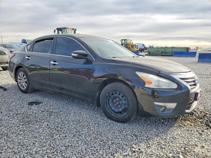 Photo 4 from auction – 2015 NISSAN ALTIMA 2.5 with VIN 1N4AL3AP7FC494041