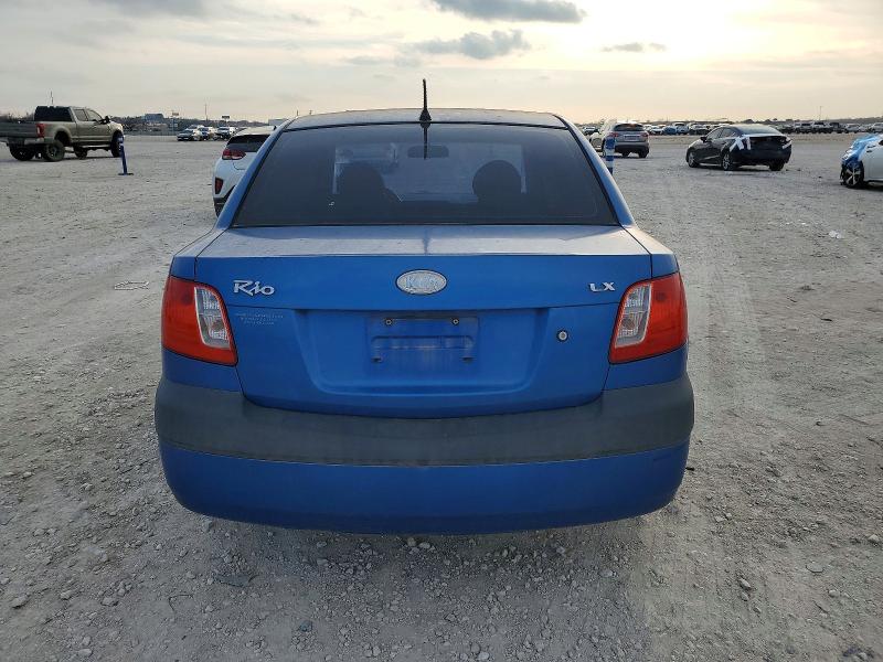 Photo 6 from auction – 2008 KIA RIO BASE with VIN KNADE123386384717
