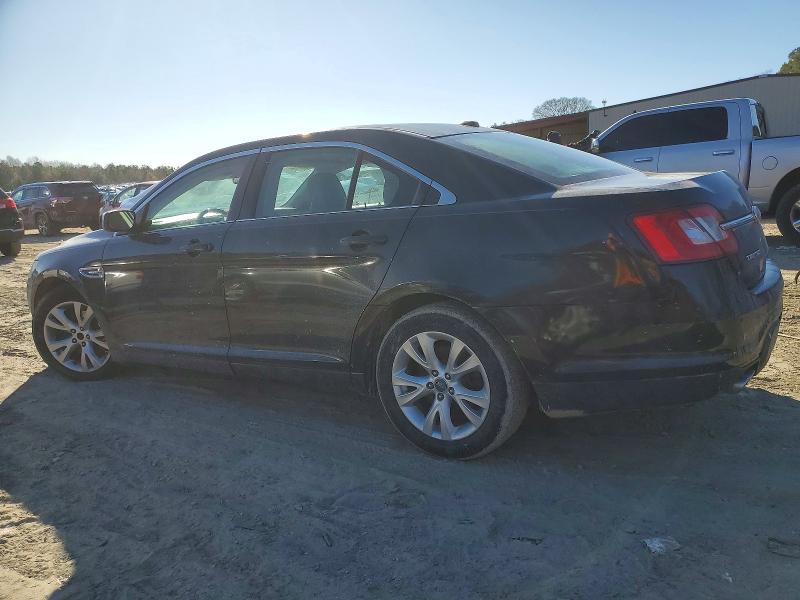 Photo 2 from auction – 2011 FORD TAURUS SEL with VIN 1FAHP2EW3BG176225