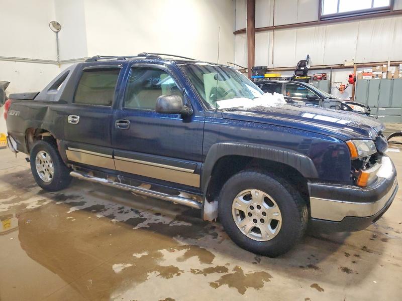Photo 4 from auction – 2004 CHEVROLET AVALANCHE with VIN 3GNEK12TX4G286753