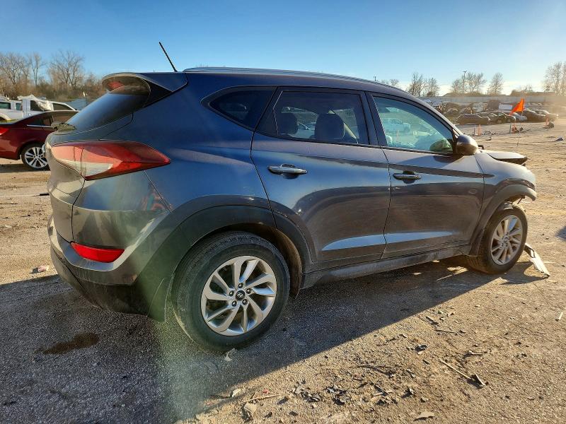 Photo 3 from auction – 2016 HYUNDAI TUCSON with VIN KM8J33A40GU125903