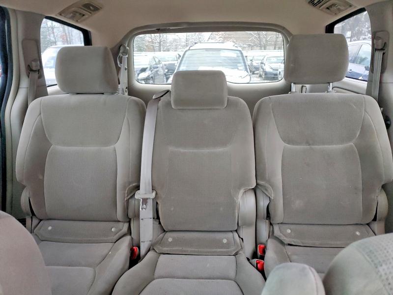Photo 10 from auction – 2005 TOYOTA SIENNA CE with VIN 5TDZA23C85S367514