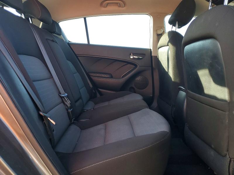 Photo 10 from auction – 2016 KIA FORTE with VIN KNAFK5A83G5654653