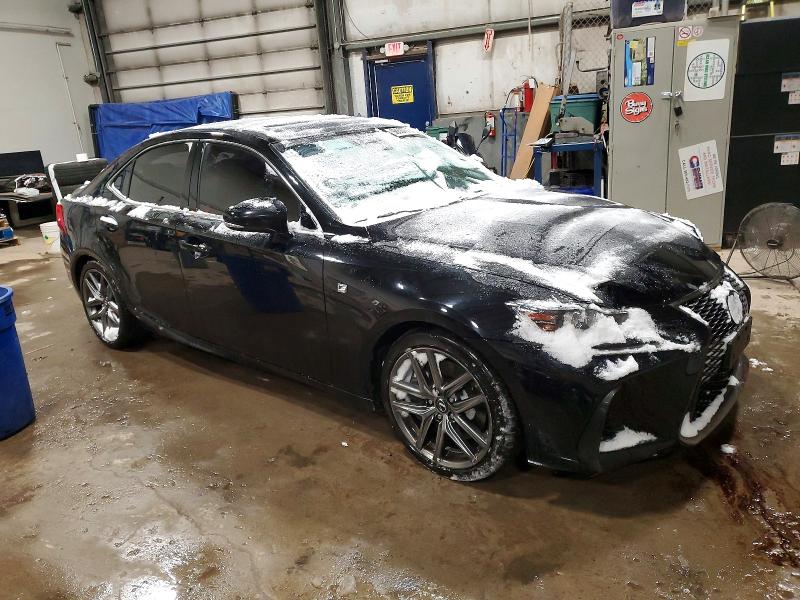 Photo 4 from auction – 2017 LEXUS IS 300 with VIN JTHCM1D23H5021344