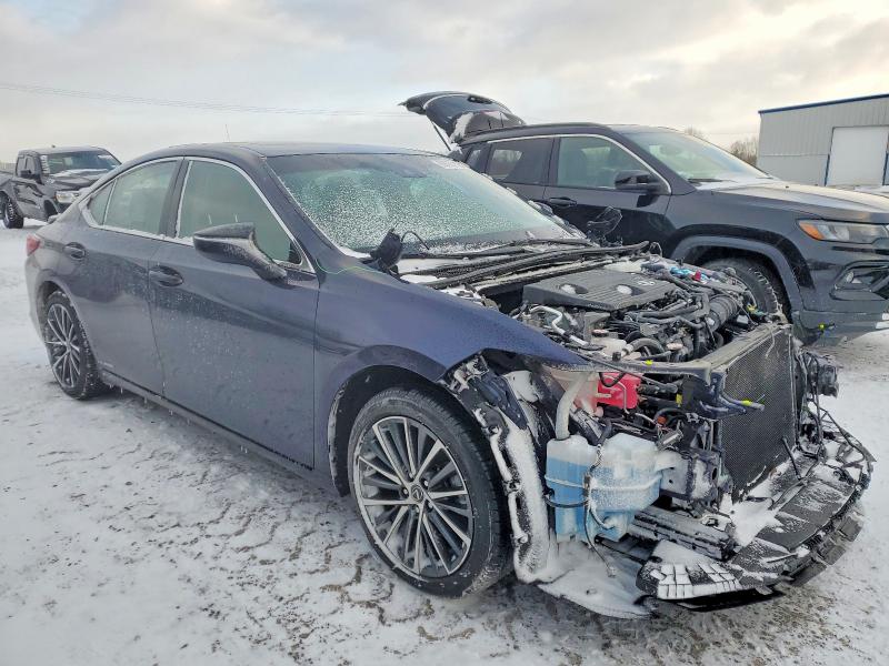 Photo 4 from auction – 2022 LEXUS ES with VIN 58ADA1C12NU026161
