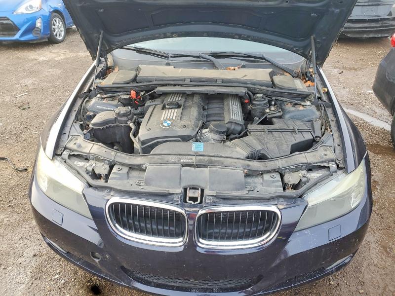 Photo 11 from auction – 2010 BMW 328 XI with VIN WBAPK7C52AA460312
