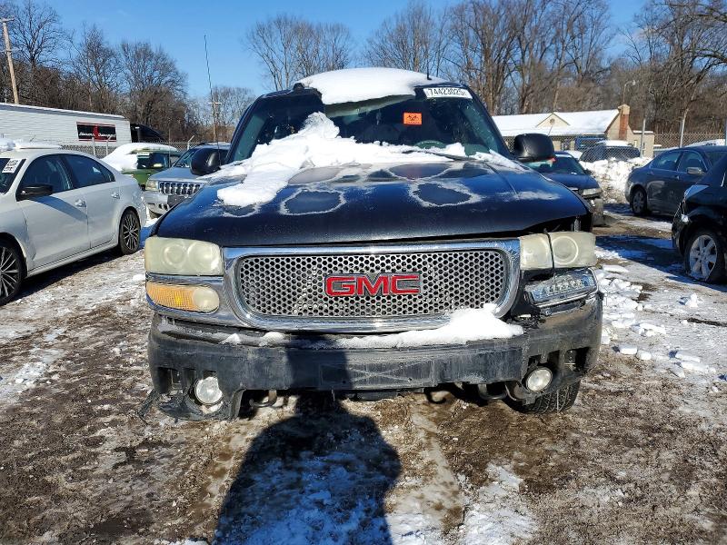 Photo 5 from auction – 2004 GMC YUKON DENA with VIN 1GKEK63U74J253256