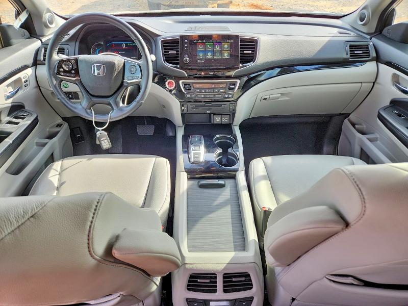 Photo 8 from auction – 2021 HONDA PILOT TOUR with VIN 5FNYF5H62MB035637