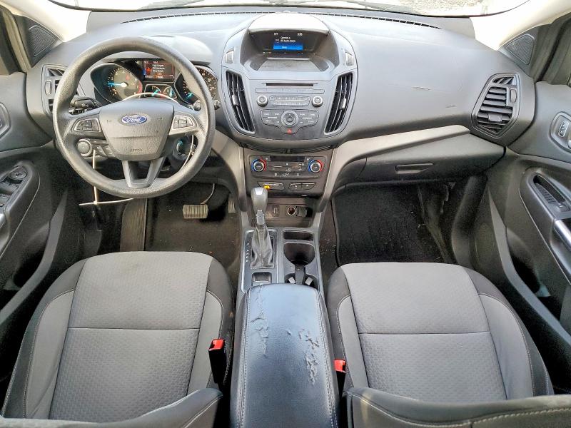 Photo 8 from auction – 2017 FORD ESCAPE SE with VIN 1FMCU0GDXHUB35559