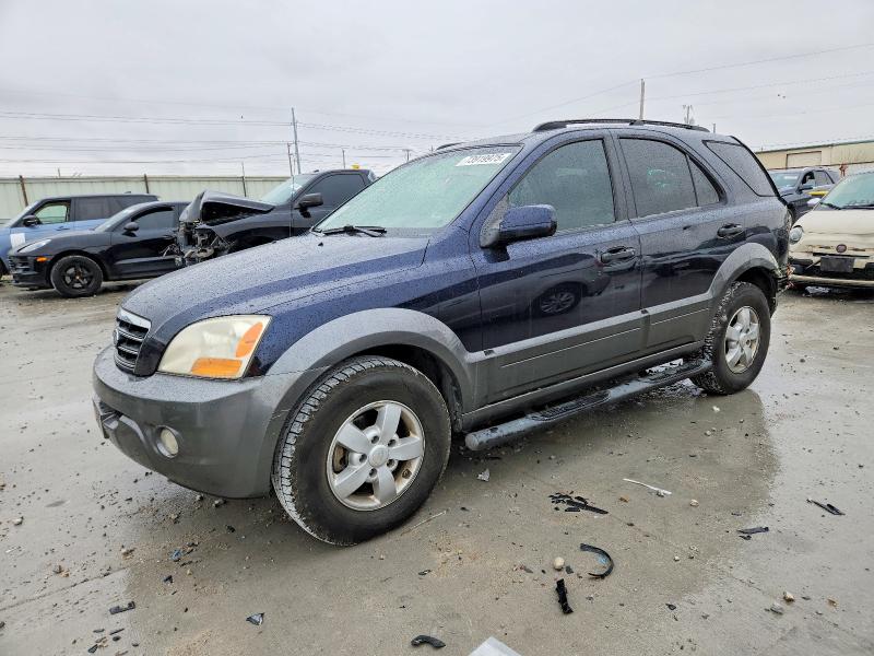 KIA SORENTO EX 2008 with VIN KNDJD736685832829 - Photo from auction