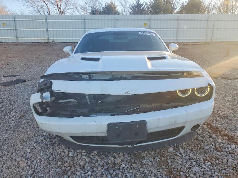 Photo 5 from auction – 2016 DODGE CHALLENGER with VIN 2C3CDZAG5GH332169