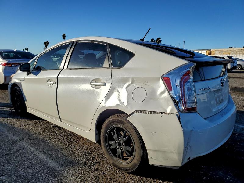 Photo 2 from auction – 2014 TOYOTA PRIUS with VIN JTDKN3DU5E1767739