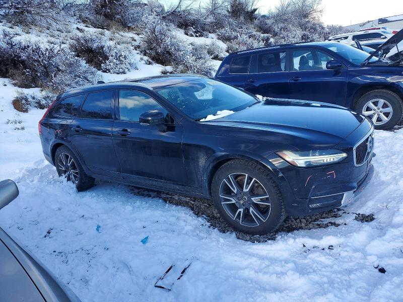Photo 4 from auction – 2017 VOLVO V90 CROSS with VIN YV4A22NL1H1004591