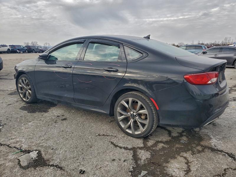 Photo 2 from auction – 2016 CHRYSLER 200 S with VIN 1C3CCCBG3GN118139