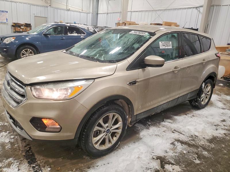 FORD ESCAPE SE 2017 с VIN 1FMCU9G95HUC45189 - Снимка от търг