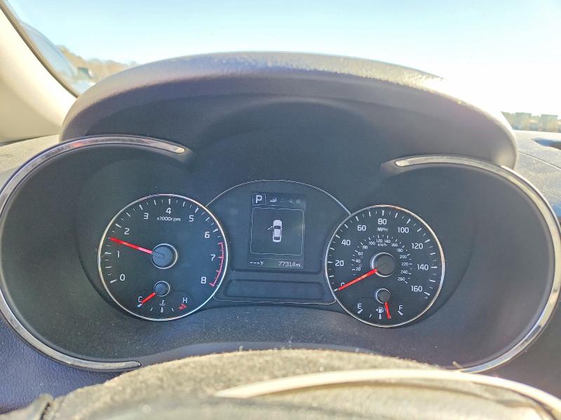 Zdjęcie 9 z aukcji – 2018 KIA FORTE LX z VIN 3KPFL4A79JE256490