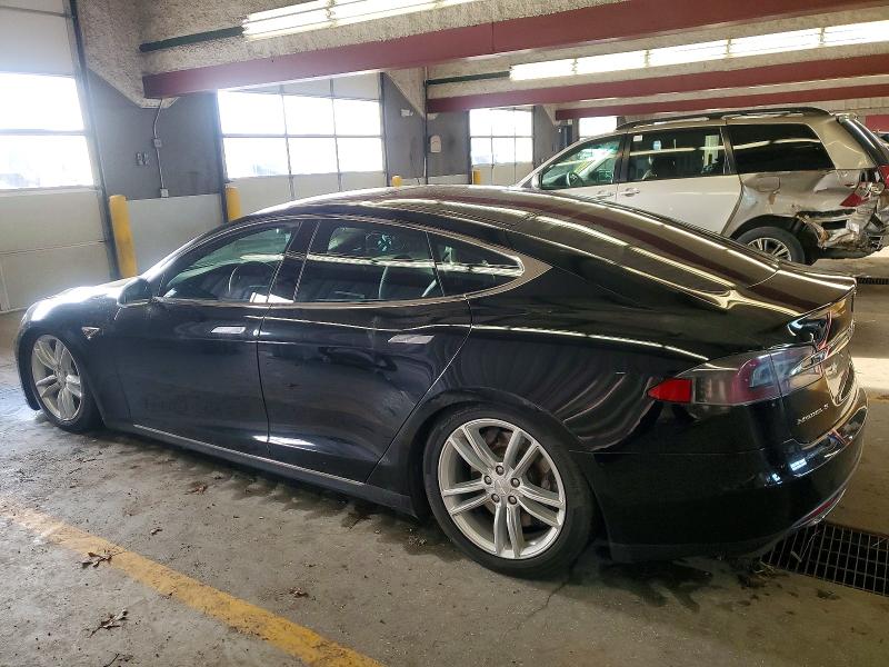 Photo 2 from auction – 2015 TESLA MODEL S 85 with VIN 5YJSA1H23FFP73153